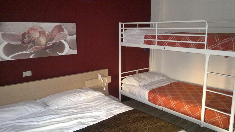 Hotel Duarte Bordighera Kültér fotó